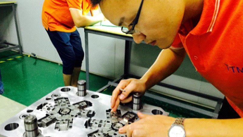 汽车拉伸模具：揭秘其背后的技术奥秘与选型要点