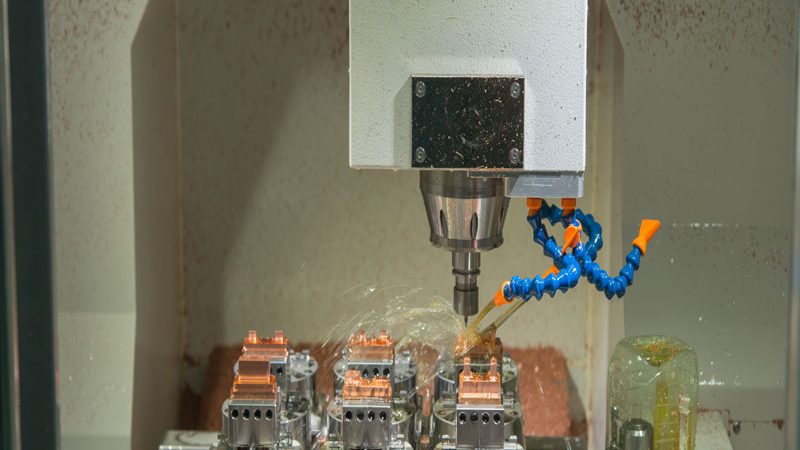 大型家电模具定制：揭秘其关键工艺与选型要点